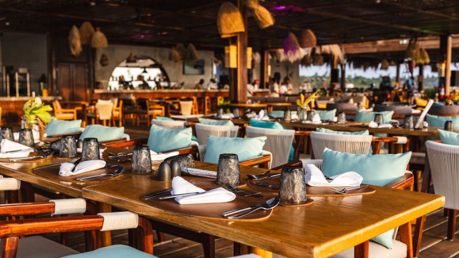 Jetty Restaurant mit Bestuhlung